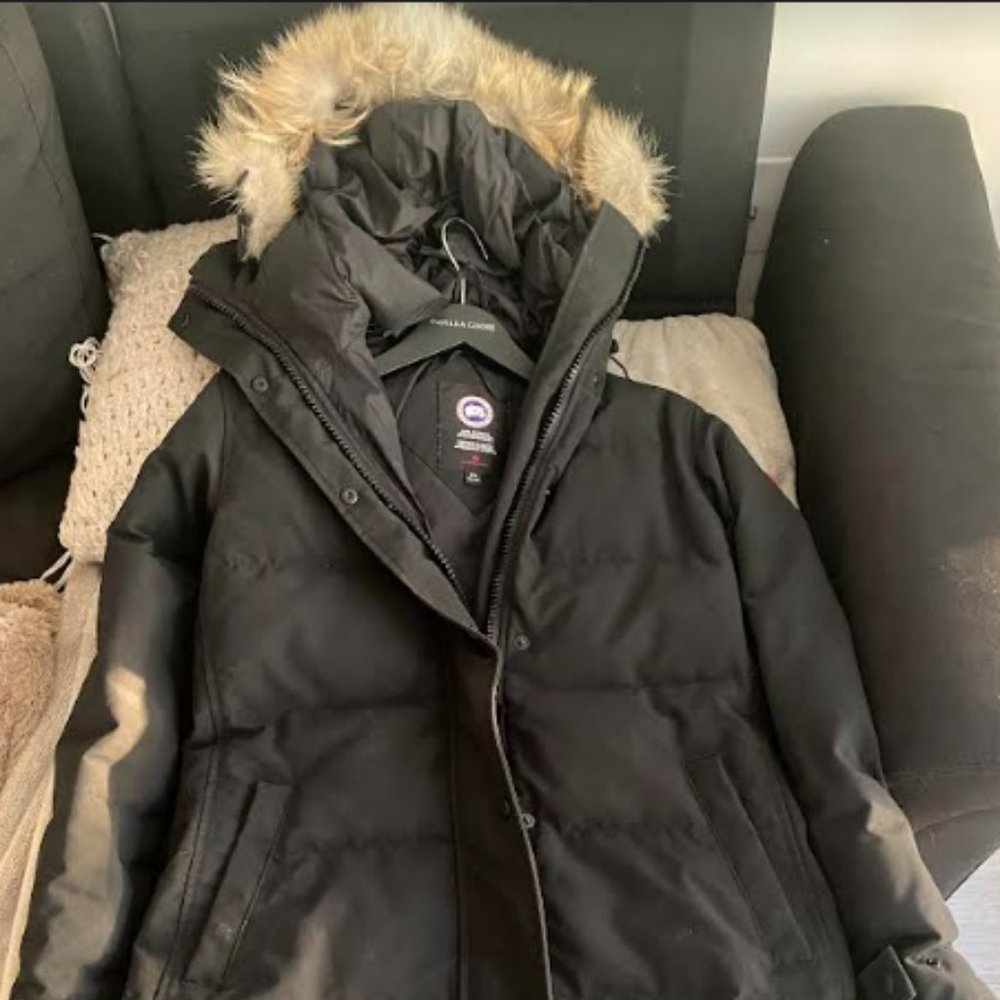 Shelburne Parka Medium Black Canada Goose Jacket